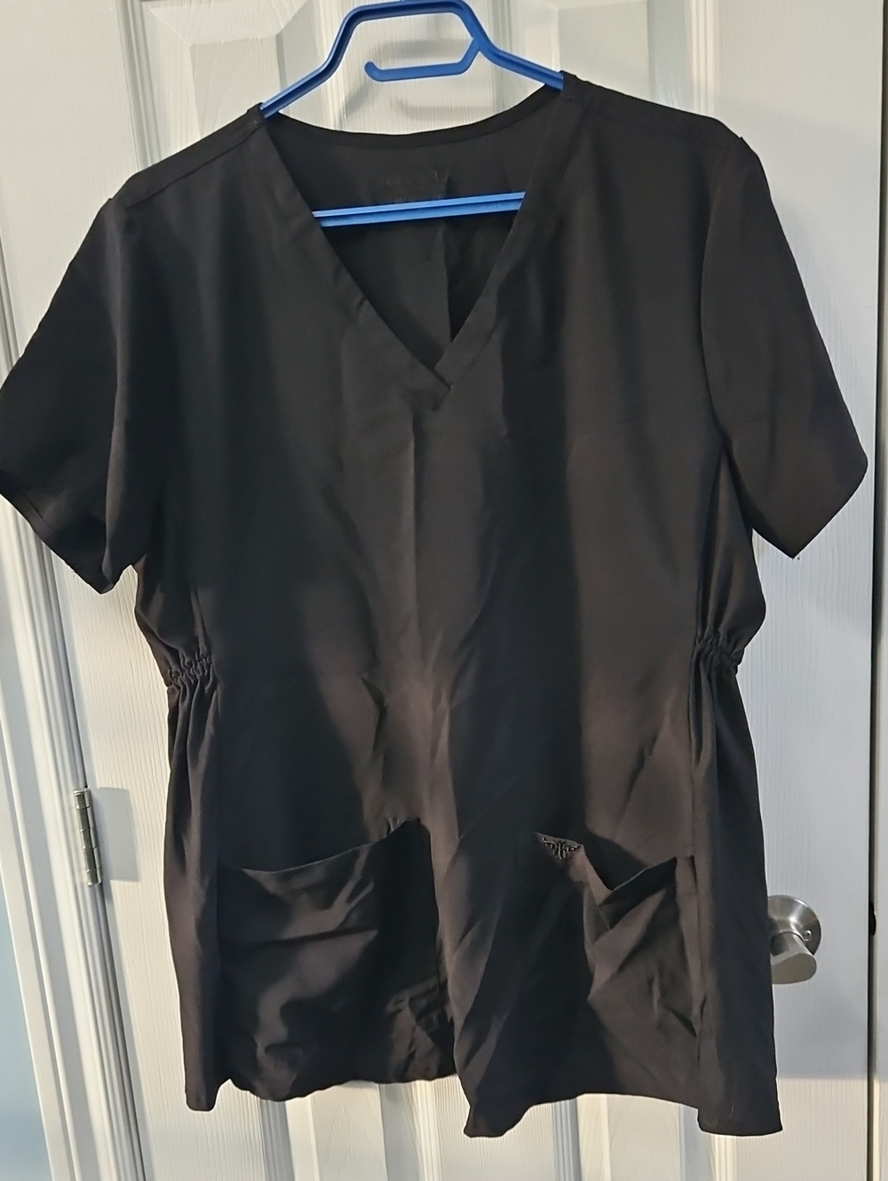Med Couture Maternity Scrub Top Size Large Color Black